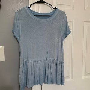 Super cute flowy shirt!